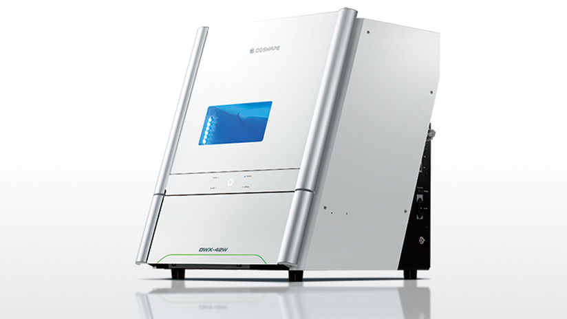 歯科用ミリングマシン