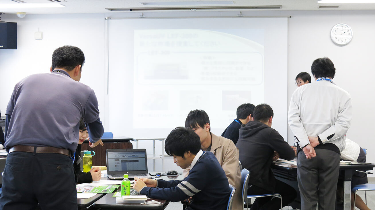 当社社員も加わってディスカッション