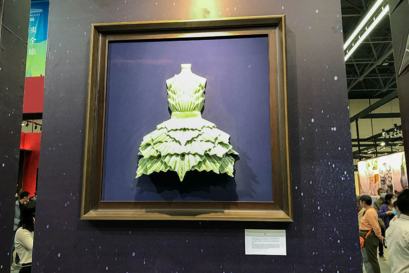 The new company's booth at the 2022 China Jingdezhen International Ceramic Fair