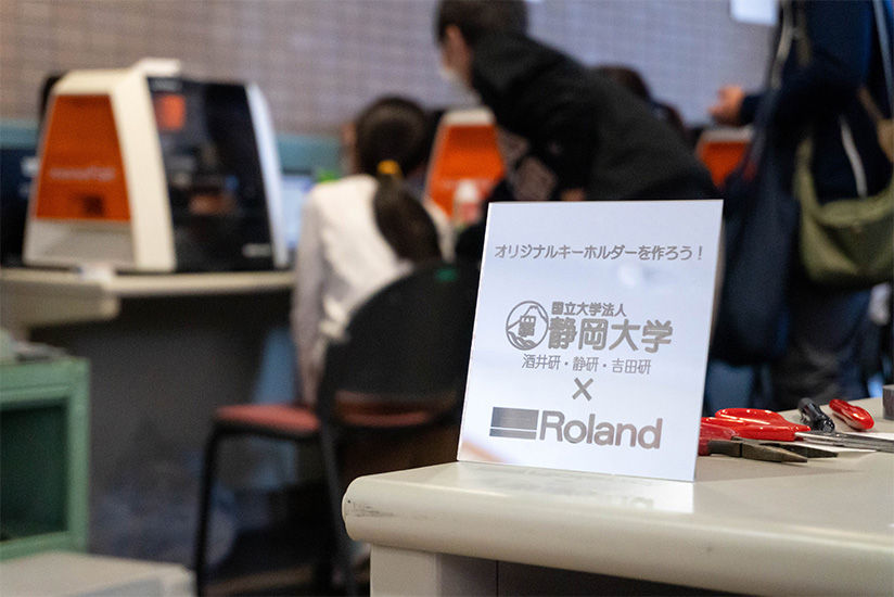 Fabrication workshop to make one-of-a-kind dog tags