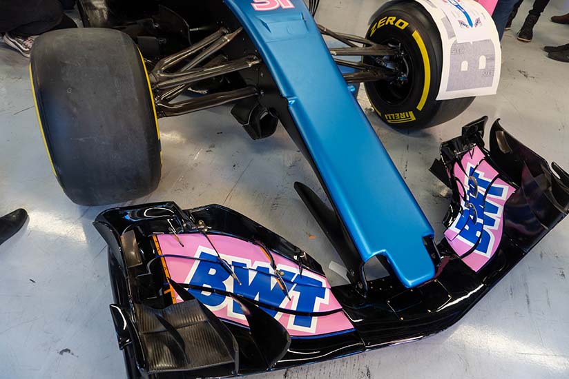 Wrapping the intricate part of the F1 car