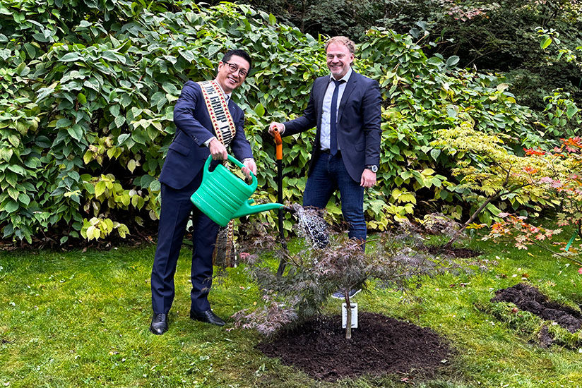 Commemorative tree planting