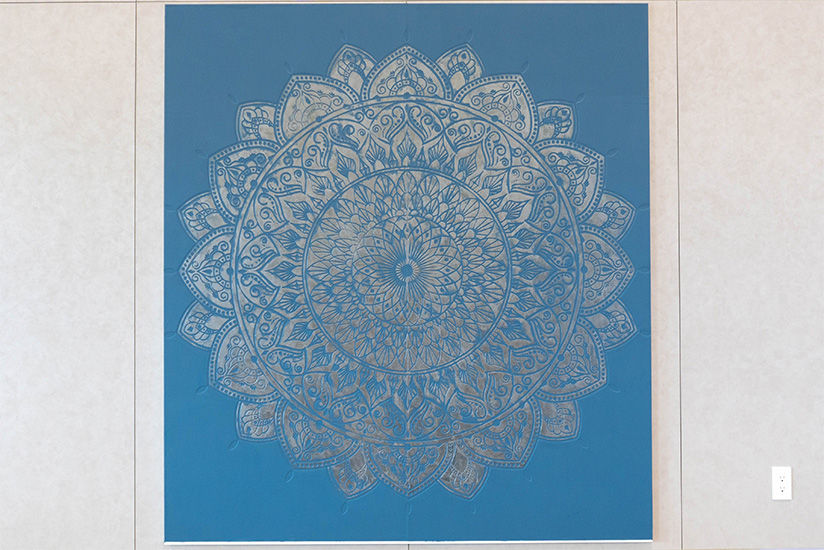 Works with a golden hour motif