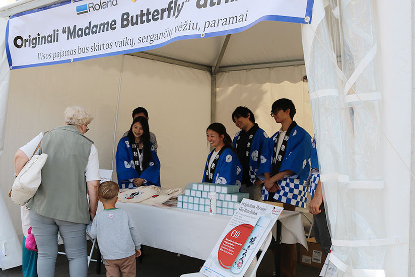 Families looking at merchandise