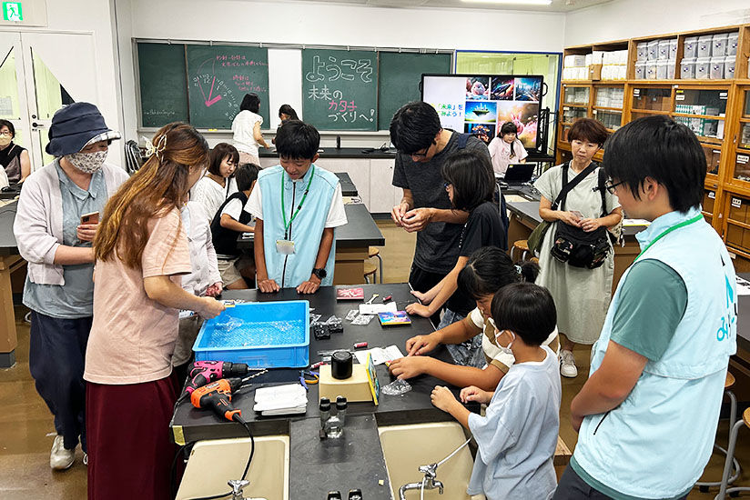 Volunteer staff assisting