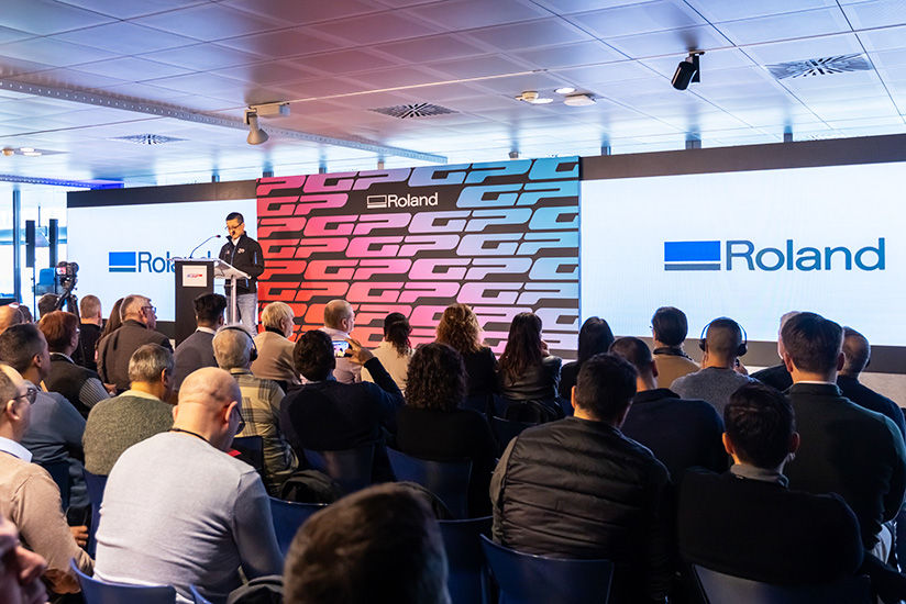 President Tanabe delivering a speech
