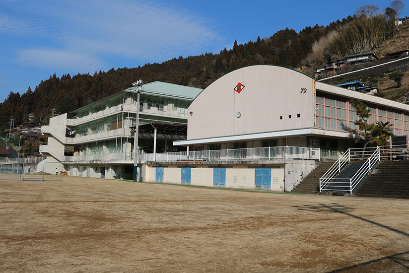 浜松市立水窪中学校