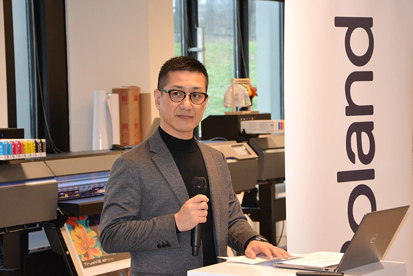 President Tanabe delivering a speech