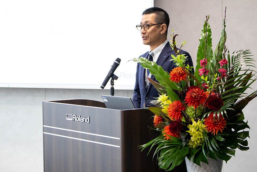 President Tanabe giving a speech.
