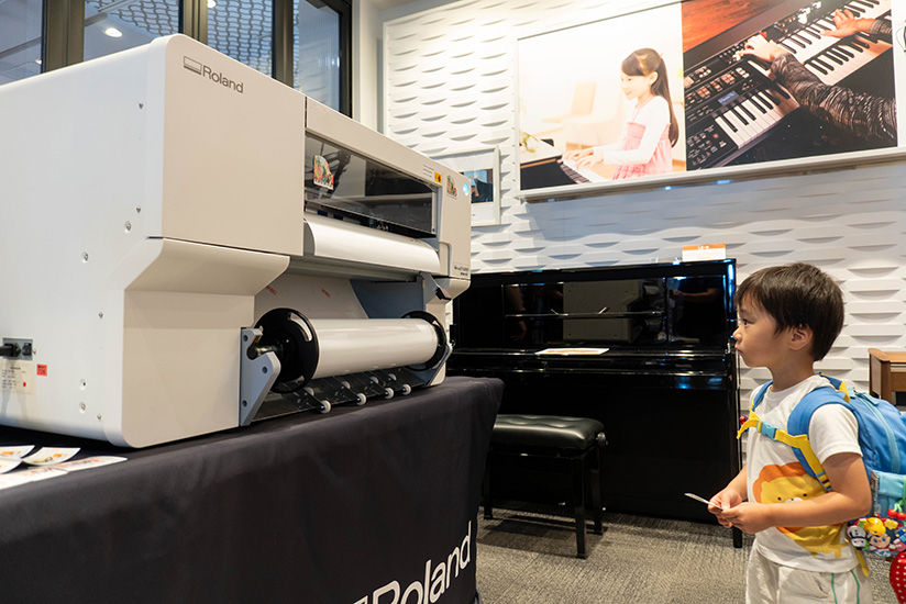 VersaSTUDIO BN2-20プリンターに興味津々