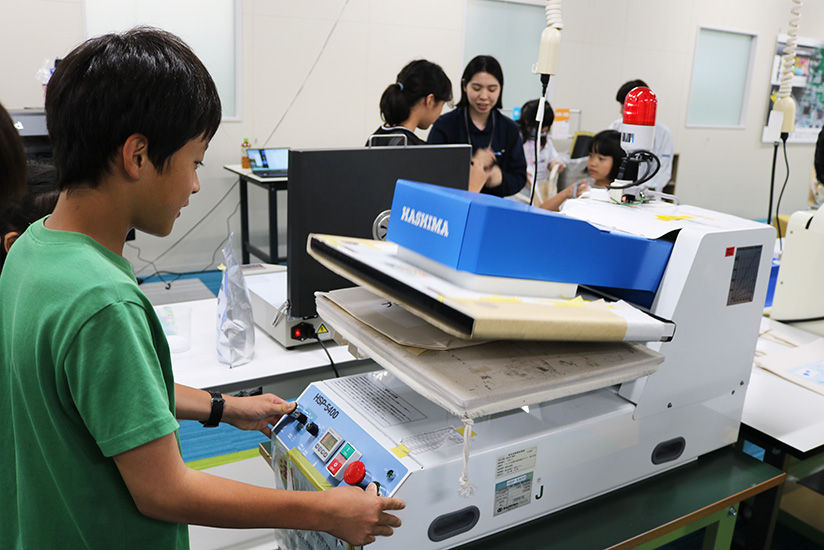 Heat pressing onto a tote bag