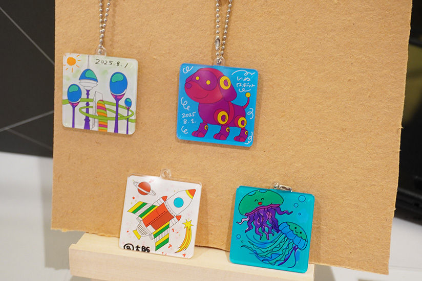 アクリルキーホルダーのサンプル