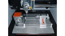 回転軸ユニット「ZCL-40」を装着した状態