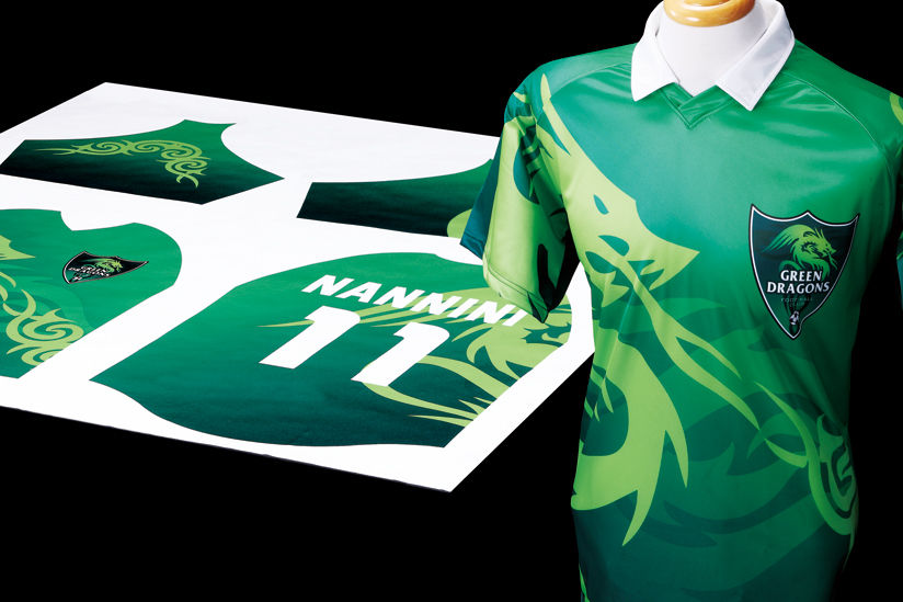 スポーツユニフォーム