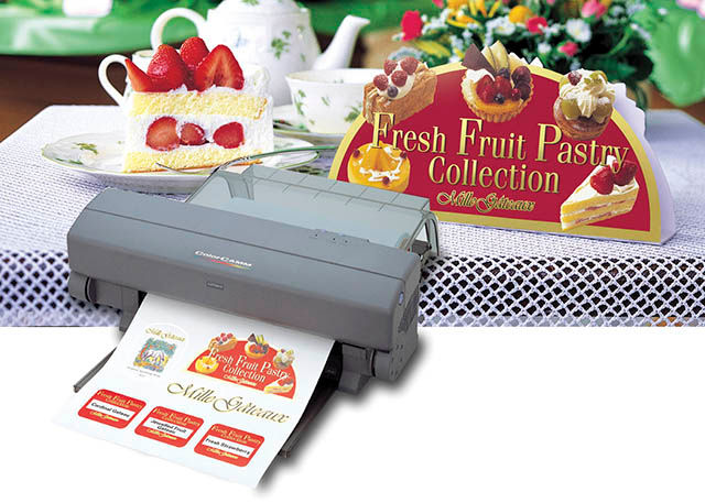 2001 Roland introduces the world’s first roll-fed desktop printer/cutter, the ColorCAMM PC-12.
