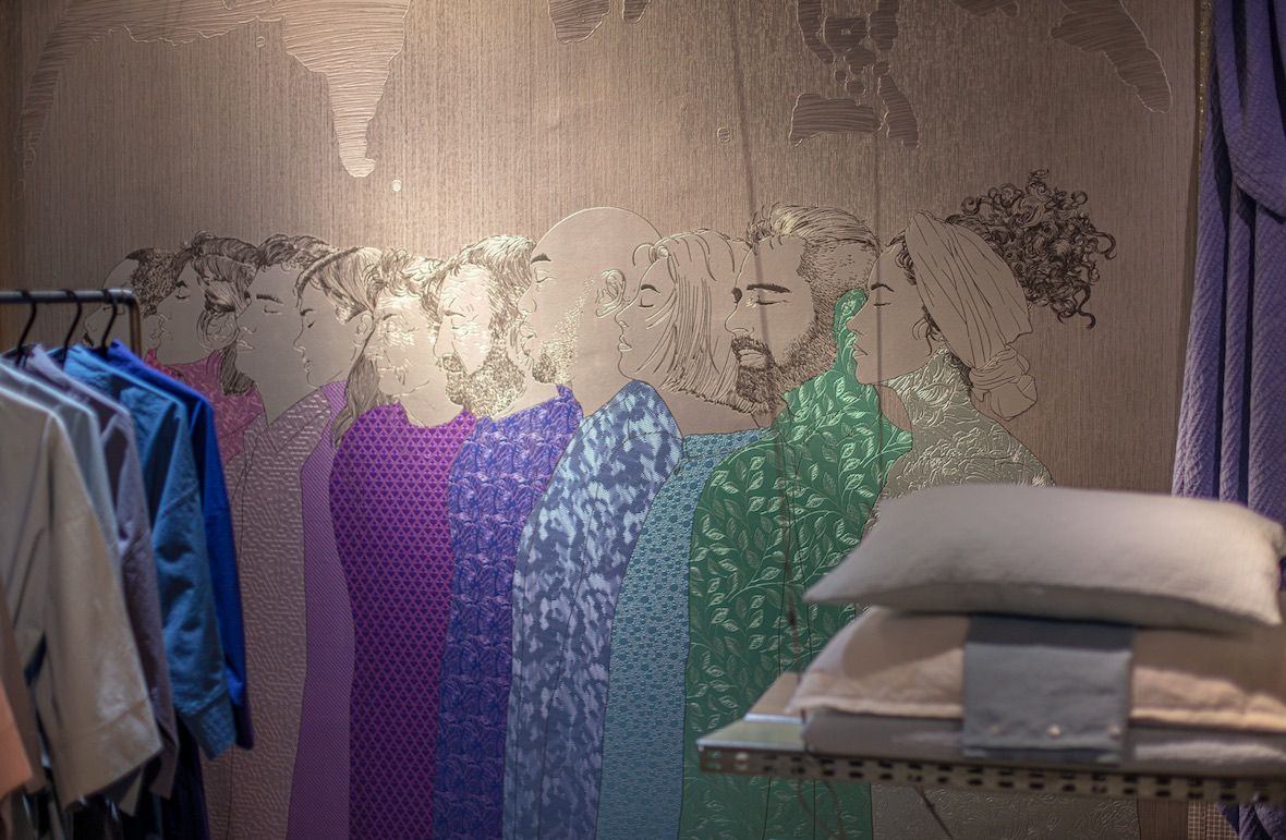 01_Dimense_Commercial3DWallcoverings