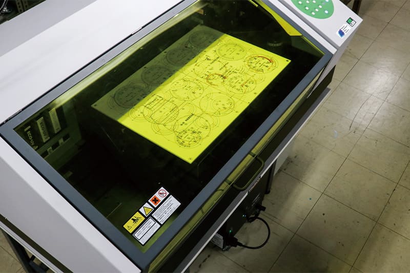 LEF-20のワークサイズの広さを活かし変種変量生産に対応