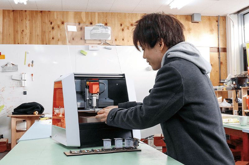 SRM-20は基板製作にも活躍