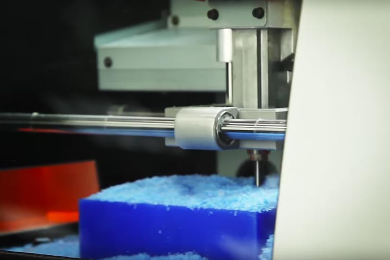SRM-20 Compact Milling Machine fully enclosed cabinet