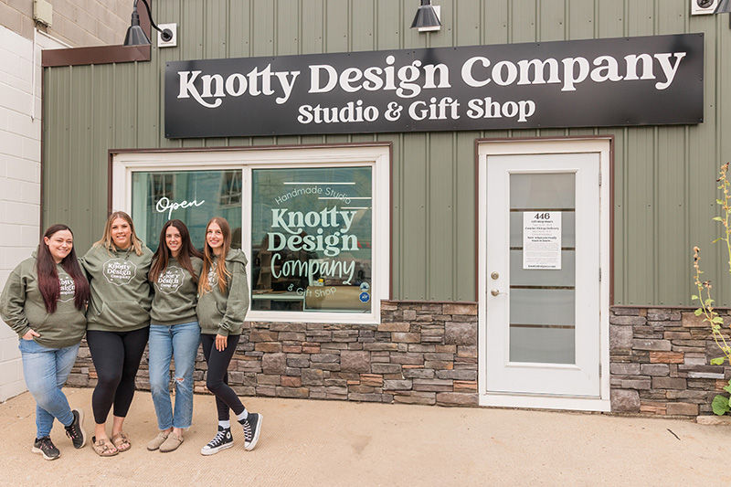 Knotty_mobile banner