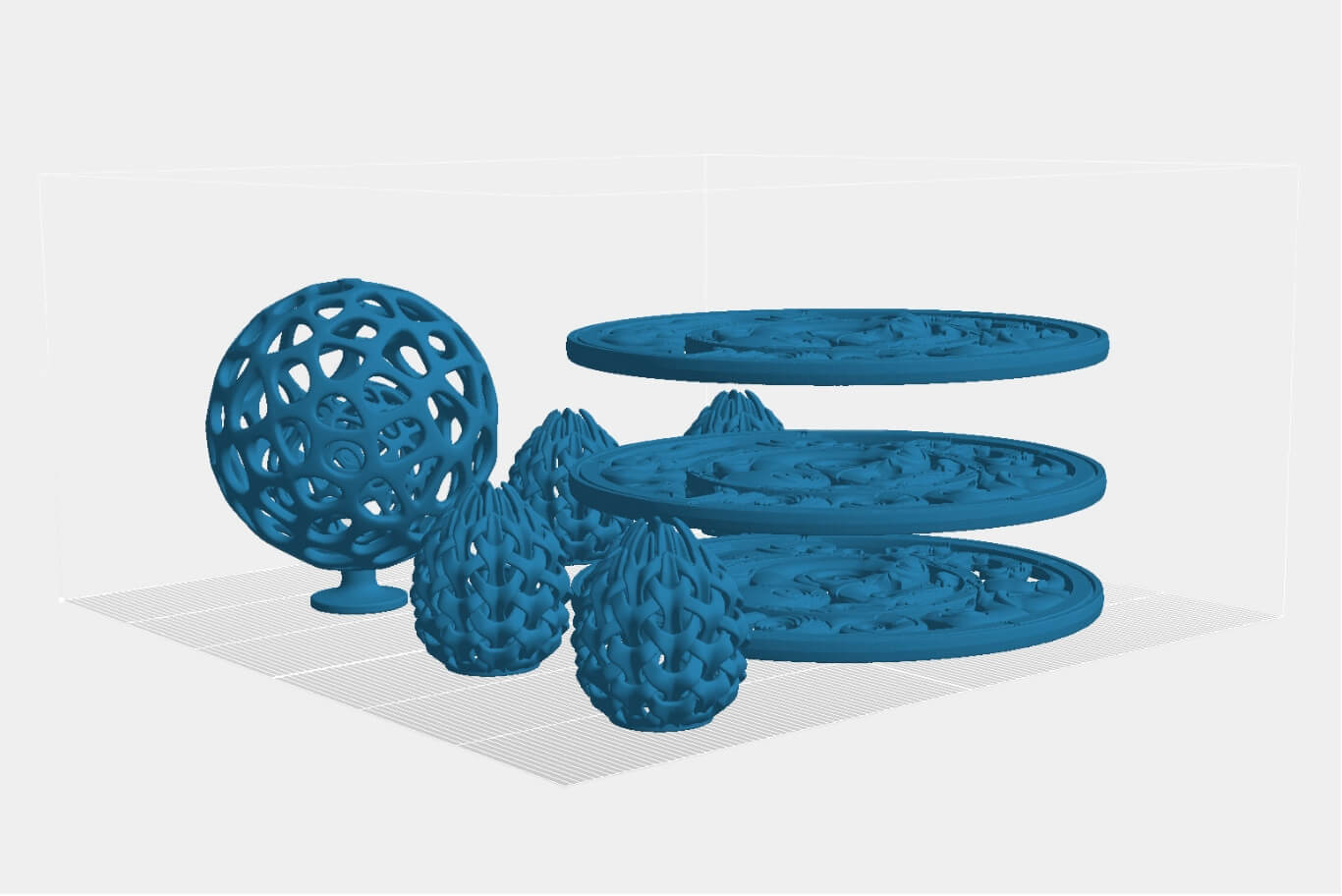 หน้าจอ CAD แสดงการจัดวางวัตถุจำลองที่แตกต่างกันหลายแบบ
