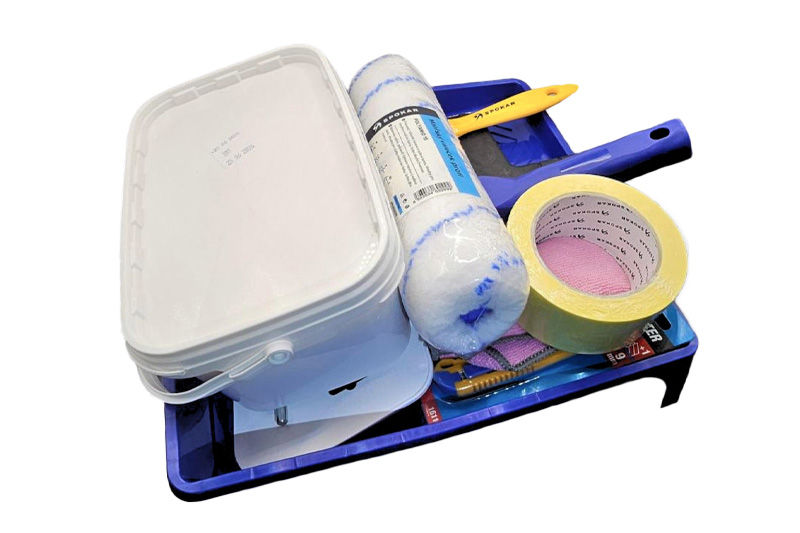 A 10-piece wallcovering toolkit that makes up the DS-KIT-WAL kit