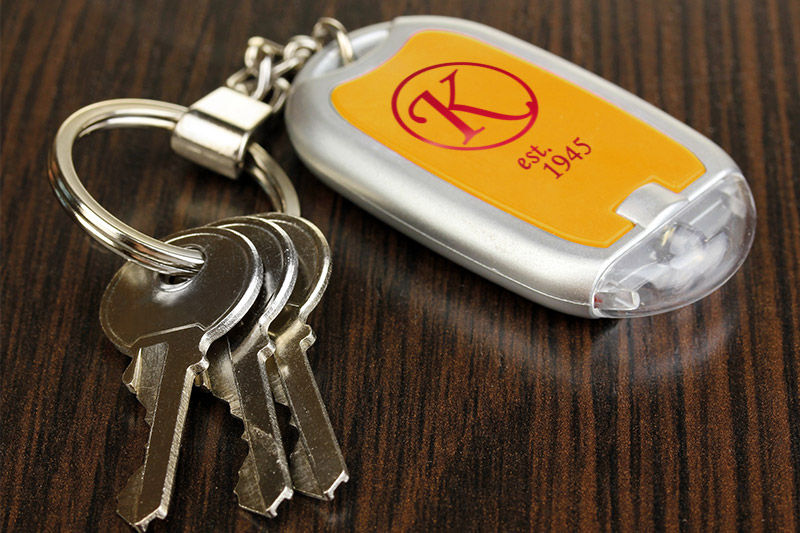 用铝箔定制皮革